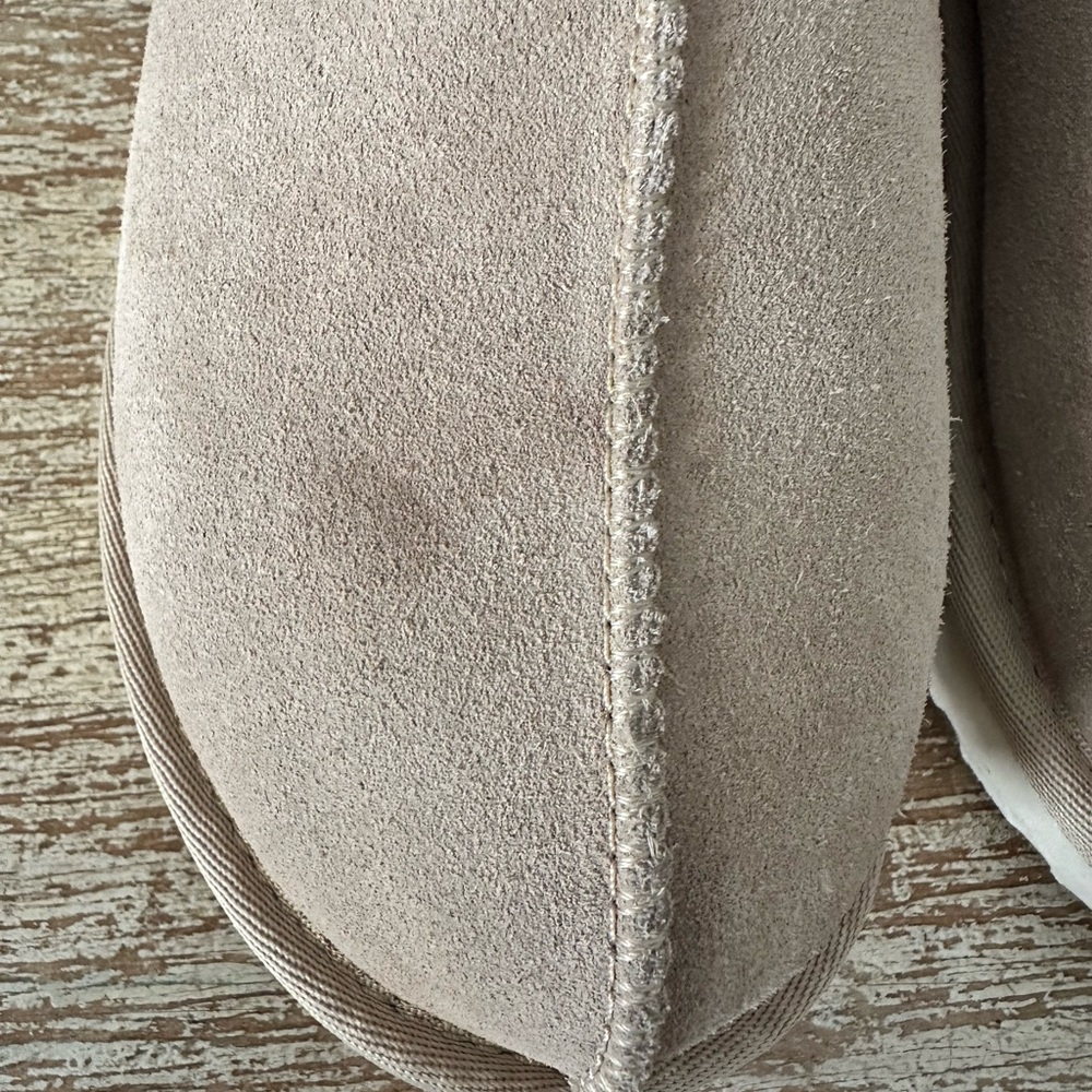 UGG Tan Shearling Lining - image 3